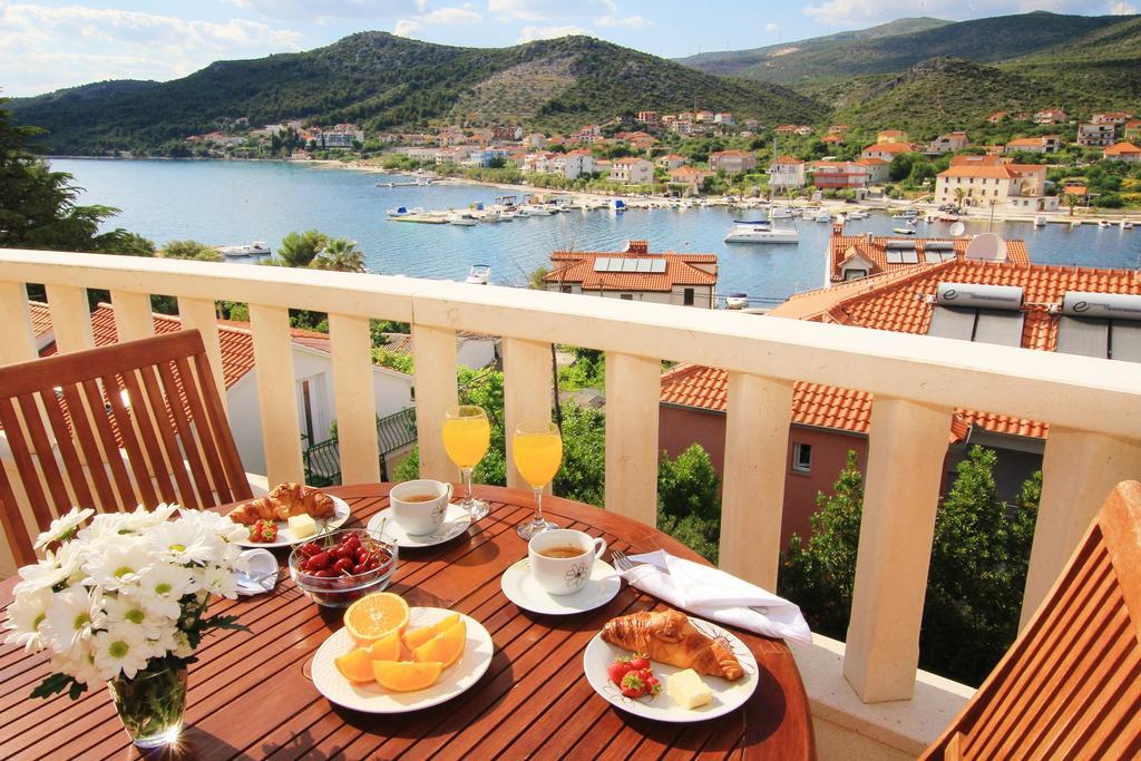Villa Vrbat Seget Vranjica Exterior foto