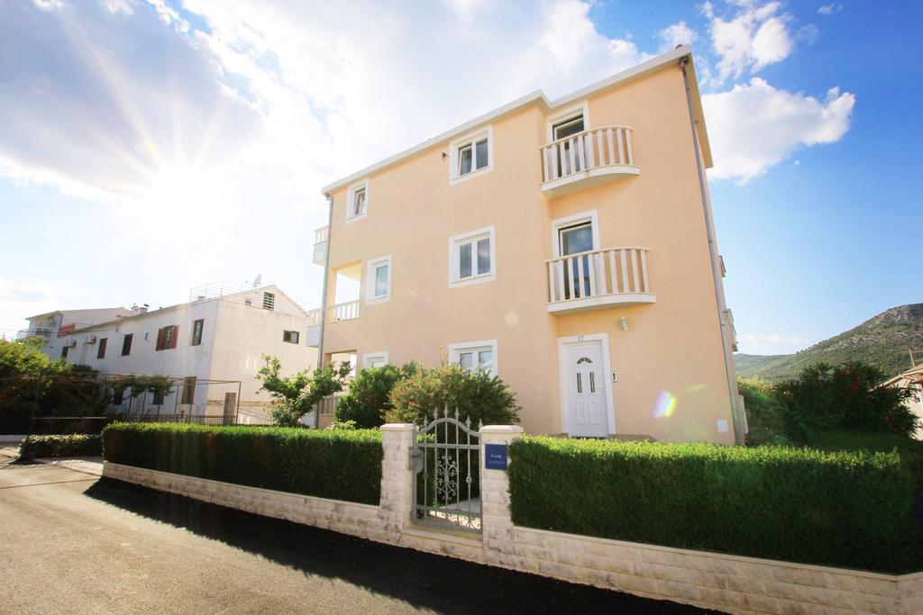 Villa Vrbat Seget Vranjica Exterior foto